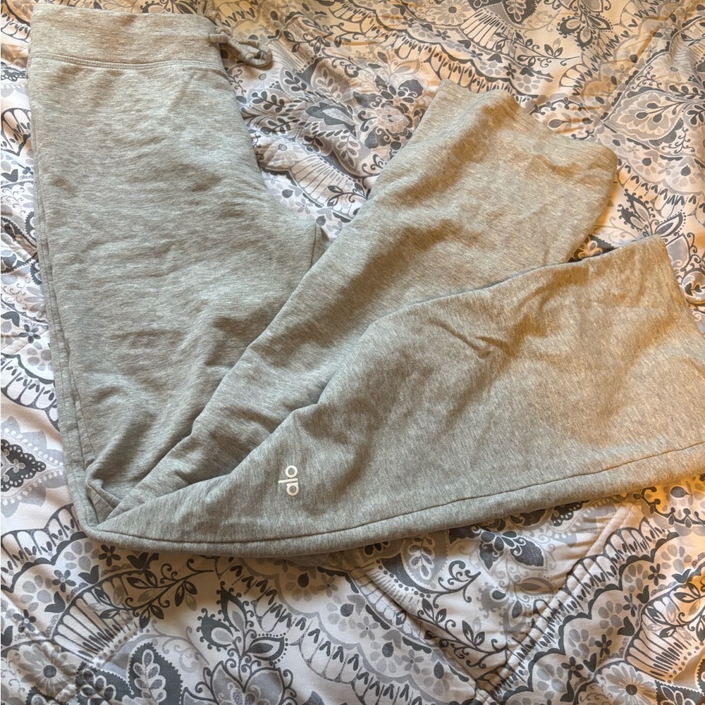 ALO Yoga sway boot cut leggings in athletic heather gray